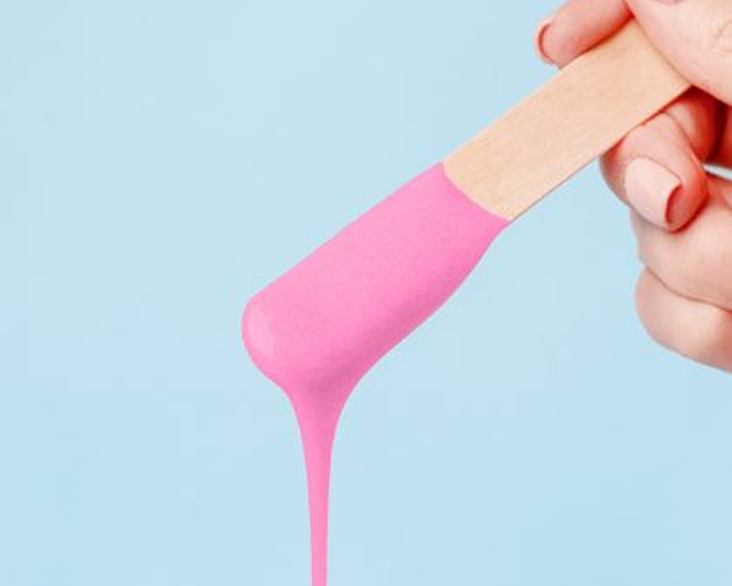 Professional pink Lycon wax on a spatula
